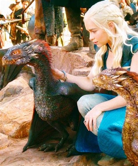 Khaleesi And Her Dragons Khaleesi Pinterest
