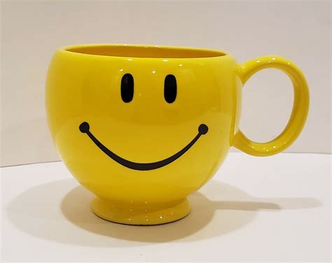 Teleflora Coffee Mug 20 Oz Oversized Yellow Happy Smiley Face Cup Smile