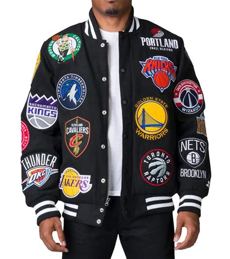 After years of rebuilding following the retirement of legendary guard, kobe bryant, the lakers time has come once again with the signing of future hall of fame forward, lebron james. Starter NBA Collage Wool Jacket (Black) - LS73B507NBA ...