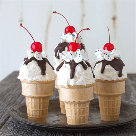 Ice Cream Cone Cupcakes