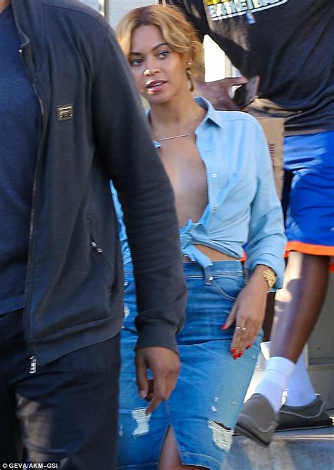 Beyonce Goes Without A Bra To Lunch With Jay Z In La Daily Mail Online