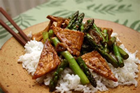 It also shouldn't be confused with soft silken tofu—firm silken best uses: Asparagus Tofu Stir-Fry Recipe | Delishably