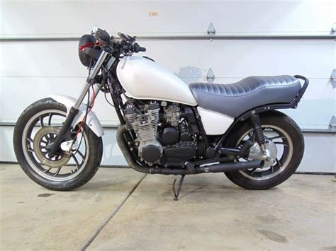 1981 yamaha xj650 maxim cafe racer | cardbk.co. 1981 Yamaha XJ650 Maxim cafe racer | Custom Cafe Racer ...
