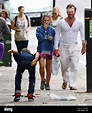 Jude Law avec sa fille Iris et son fils Rudy marcher dans Primrose Hill ...