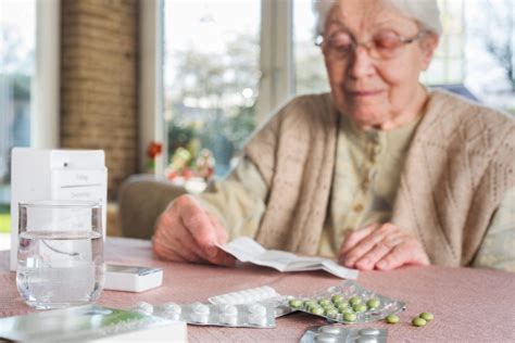 8 Common Medication Types The Elderly Take For Their Health The Katy News