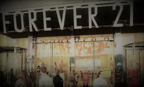 Forever 21 Closing All 44 Canadian Stores 2000 Jobs Will Be Lost