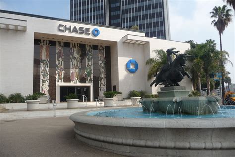 Chase Bank, Hollywood - LA Conservancy
