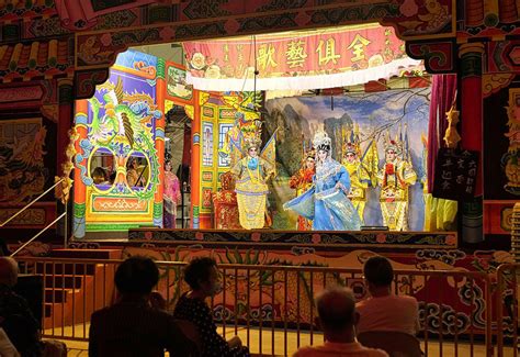 Wayang Chinese Street Opera Stages A Comeback In Singapore Afar