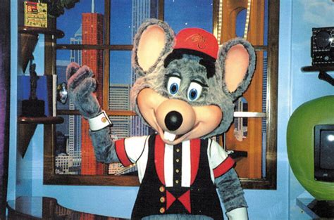 Chuck E Cheese 32m Animatronic Chuck E Pedia