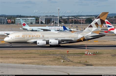 A6 Api Etihad Airways Airbus A380 861 Photo By Richard Toft Id