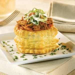 Lay puff pastry into a rectangle of about 20 by 35 cm (approximately 8 by 14 inches). Pulled Pork & Coleslaw Bundles - Puff Pastry | Recipe ...