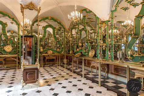 Das historische grüne gewölbe findet man im residenzschloss. historic green vault dresden | ... Historic Green Vault ...