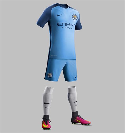 Manchester City Unveil 2016/17 Home Kits
