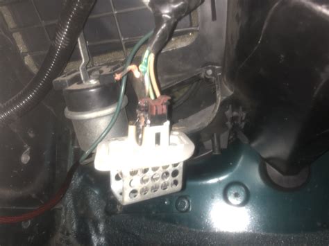 85 corvette heater blower fan. Burnt out wiring while trying to find Blower Motor Resistor | Jeep Wrangler TJ Forum