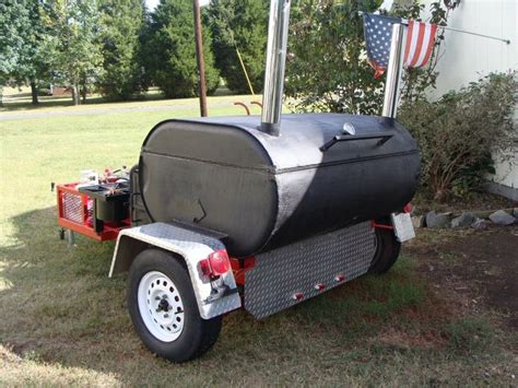 It's a combination of several great designs already out there, along with some new ideas. Pin by Josh Berndt on Yard projects | Oil drum bbq, Pig ...