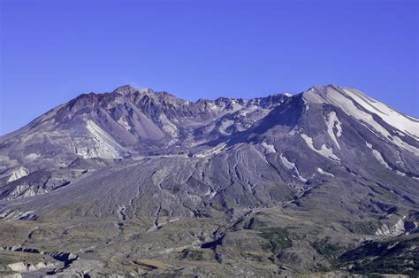 Mount Saint Helens National Monument And Mount Rainier National Park