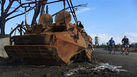 Grim Luhansk Wary Of Ukraines Shaky Truce Bbc News