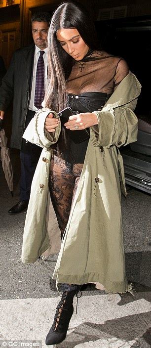 Kim Kardashian Goes WITHOUT Underwear For Paris Dinner Daily Mail Online