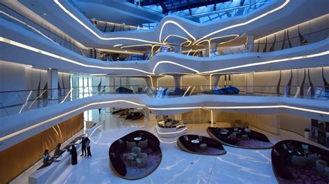 Me Dubai So Sieht Das Luxushotel Aus Das Zaha Hadid Gestaltet Hat