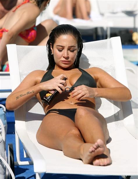 Tulisa Contostavlos Sexy Photos Thefappening