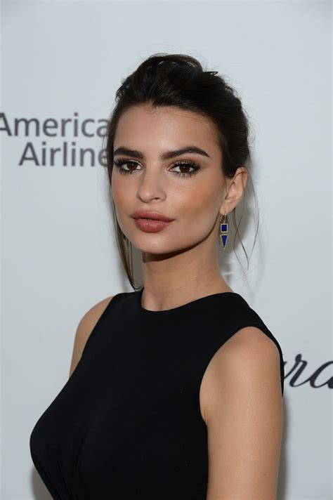 Emily Ratajkowski At Elton John Aids Foundation Oscar Party In Los