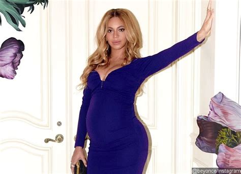 Beyonce Flaunts Baby Bump In New Maternity Photo Shoot