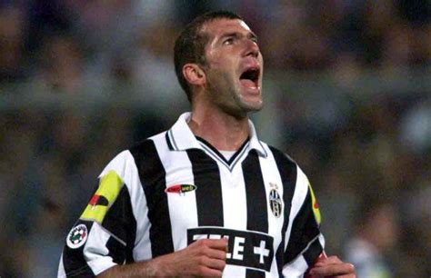 Что нужно знать о зидане: Zidane e la Juventus, un matrimonio destinato a celebrarsi: ma quando?