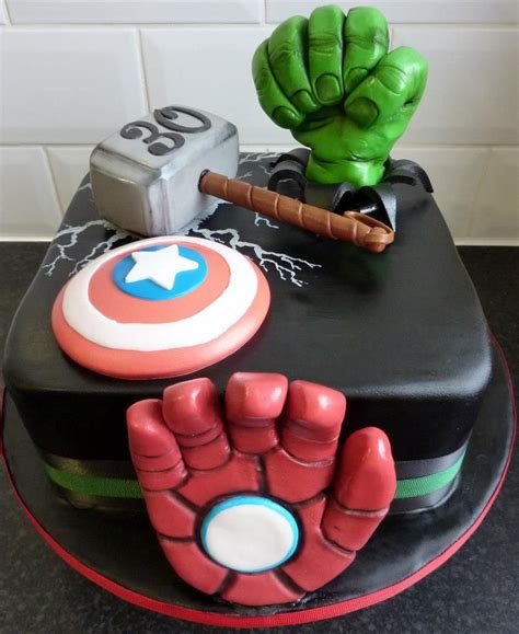 All the recipients favourite characters. marvel avengers birthday cake | Favorite Cake IDEAS | Pinterest | Avengers birthday cakes ...