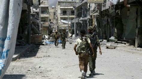 Kelompok Pemberontak Suriah Rebut Kota Manbij Dari ISIS BBC News