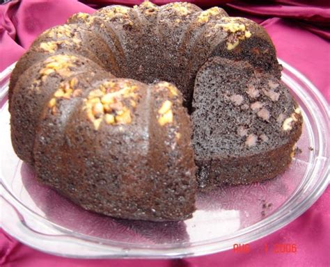 Semisweet chocolate chips, vegetable oil, yellow cake mix, chocolate instant pudding mix and 4 more chocolate chip bundt cake bake or break salt, granulated sugar, chopped pecans, unsalted butter, chocolate mini chips and 8 more Easy Chocolate-Chocolate Chip Cake Recipe - Food.com
