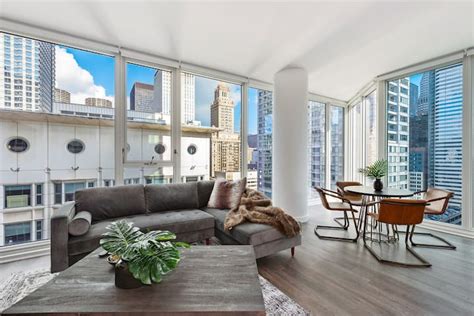 39 Best Airbnb Vacation Rentals In Downtown Chicago Trip101