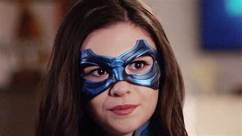 How Nicole Maines Got To Shape Dreamer S Storyline On Supergirl Exclusive