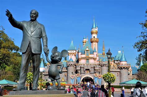 Walt Disney And Mickey Mouse Partners Statue At Disneyland In Anaheim