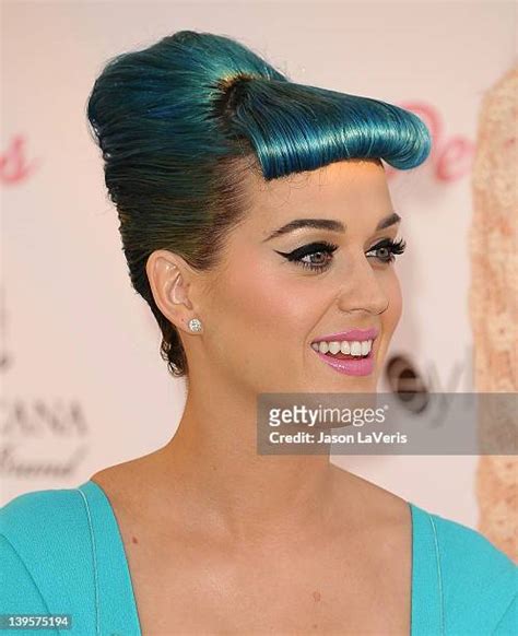 Katy Perry Blue Hair Photos And Premium High Res Pictures Getty Images