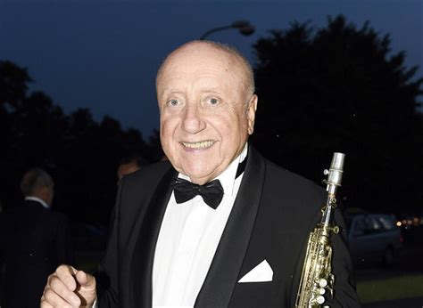 Husband of dagmar patrasová , father of felix slováček jr. Felix Slováček o údajné milence: Dostala propagaci za 10 ...