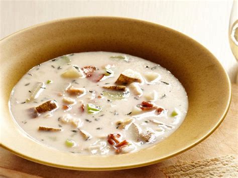 New New England Clam Chowder Recipe Ellie Krieger Food Network