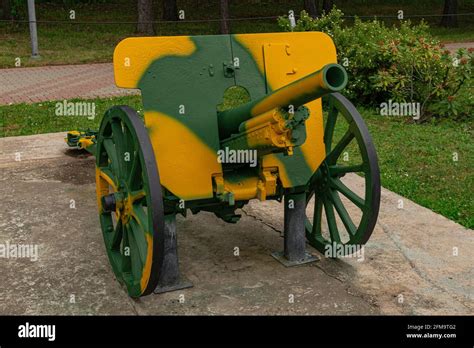 75mm Mountain Howitzer Gun Hi Res Stock Photography And Images Alamy