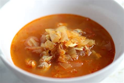 Kimchi Ramen With Korean Fried Dumpling Taste With The Eyes