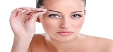 11 Effective Ways To Thicken Eyebrows