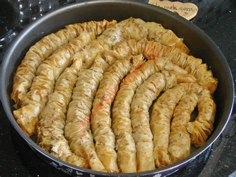 Haz R Yufkadan Burma Baklava Nas L Yap L R Resimli Yemek