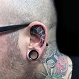 Piercing en la oreja hombres: tipos, ideas, 50 inspiraciones y más ...