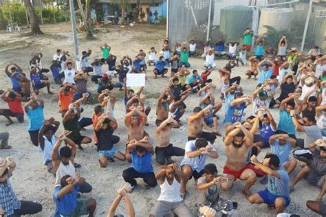 Manus Island Refugees Fail To Get Power Water And Food Restored The