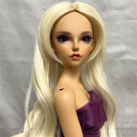 Feeple60 Scarlett Basic Tan Skin Face Up Long Legs Denver Doll