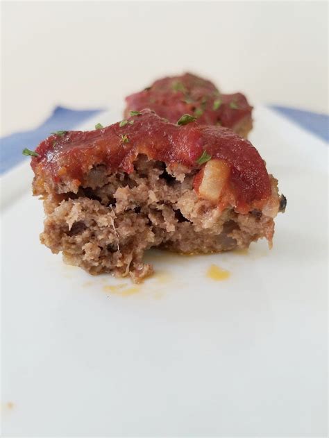 Mini meatloaves are also an easy way of controlling portion size. The Best Keto Meatloaf Muffins | Recipe | Low carb ketchup ...