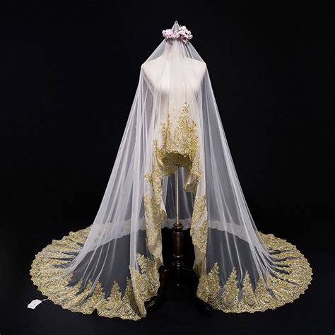 Elegant Wedding Long Veils 3 Metres One Layer Gold Lace Appliqued White