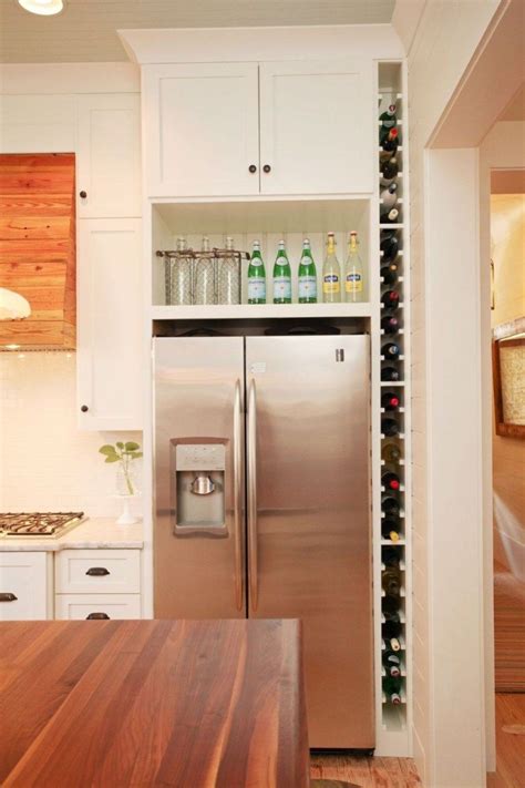 Brilliant Kitchen Cabinet Design For Small Spaces 34 | Built in wine
