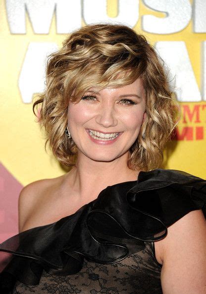 Jennifer Nettles Photos Photos Singer Jennifer Nettles Of Sugarland Attends The 2011 Cmt Music