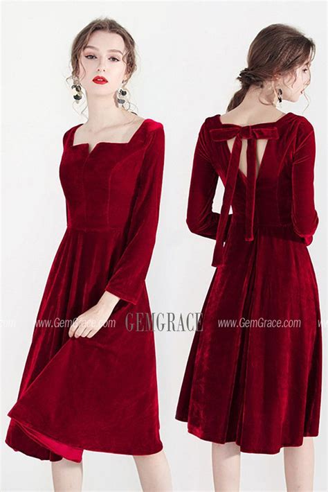 7149 Vintage Burgundy Velvet Short Party Dress With Long Sleeves Htx97026