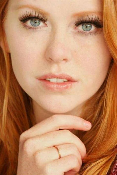 Pin By Pirate Cove On Gorgeous Redheads Redheads Red Hair Green Eyes