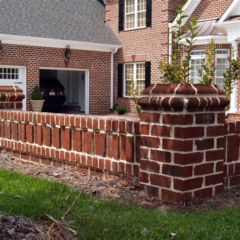 The Detailed Column Features Pine Hall Bricks Old Yorktown Authentic